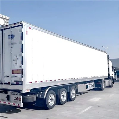 Hűtött félpótkocsi karosszéria